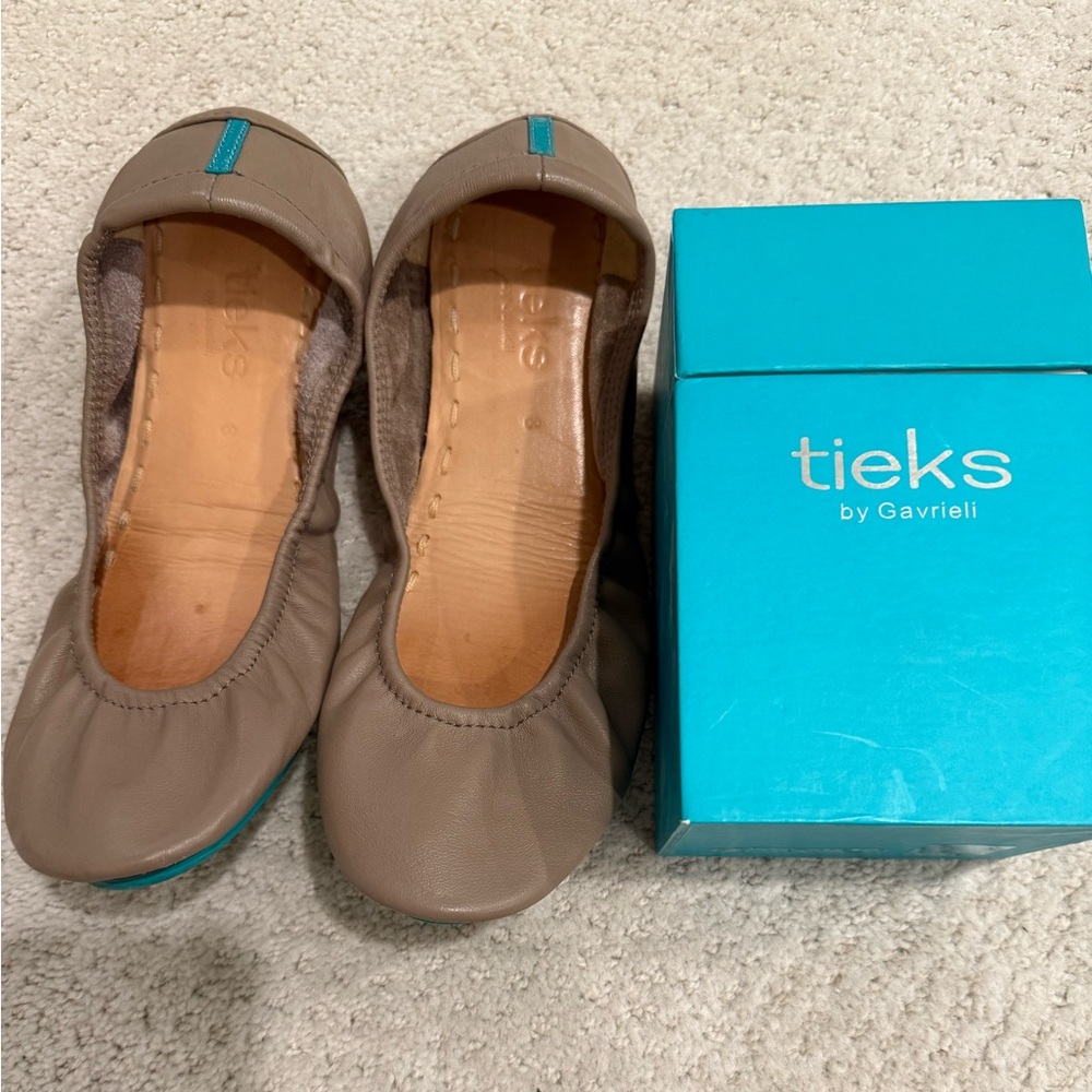 Tieks Taupe Leather Flats
